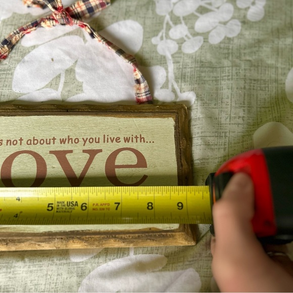 Wooden Rustic Plaid Handle Family Cottagecore Farmhouse Rustic Wall Sign - Picture 5 of 6